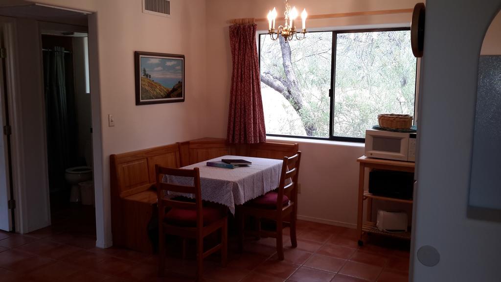 Desert Trails Bed & Breakfast Tanque Verde Pokój zdjęcie